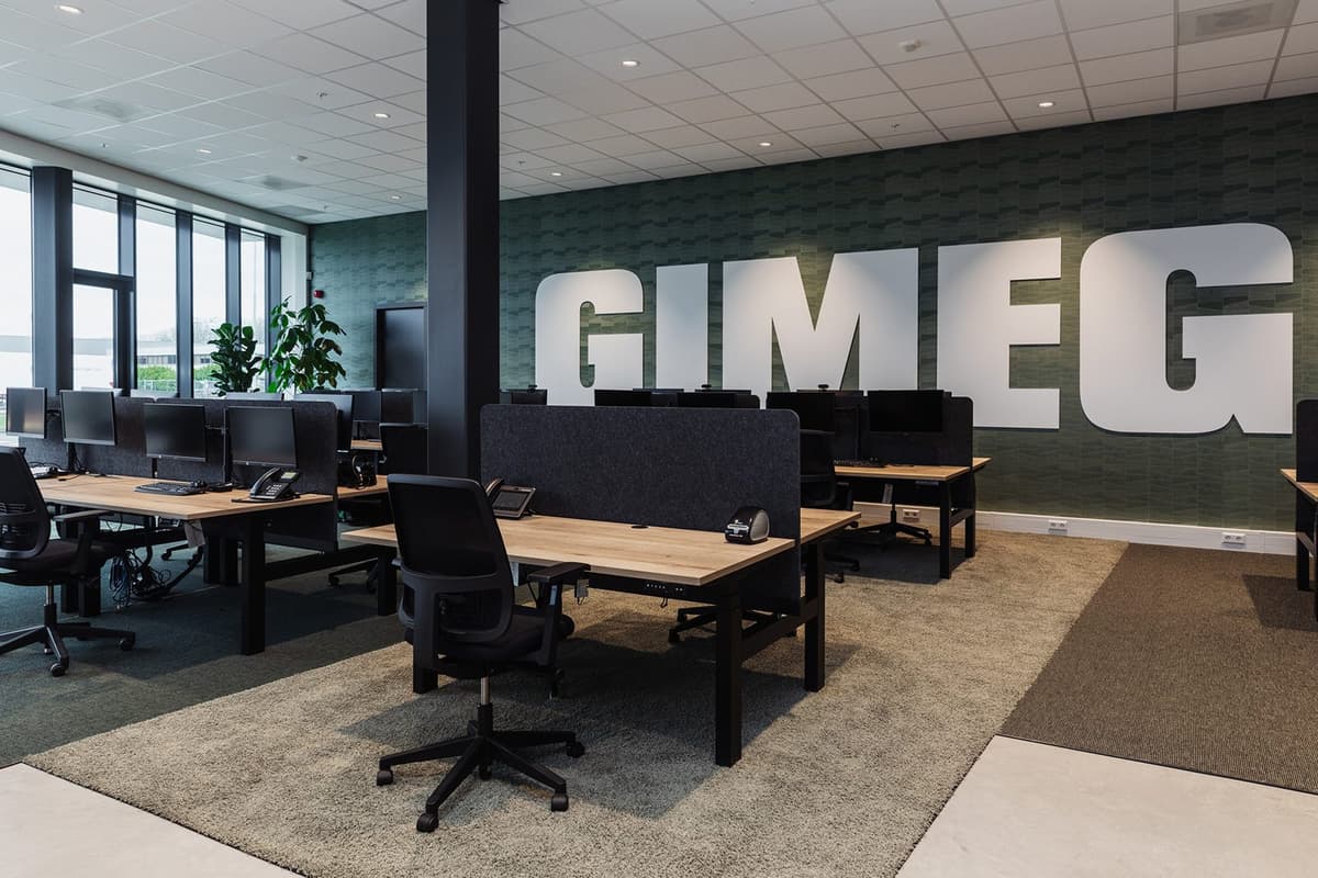 Ergonomische kantoortuin voor GIMEG, Nederland